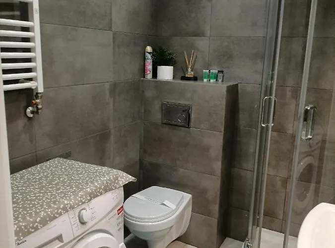 Krowoderska Center 2 *