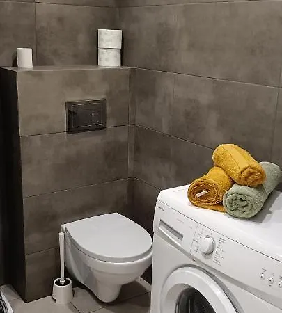 Krowoderska Center 2 *